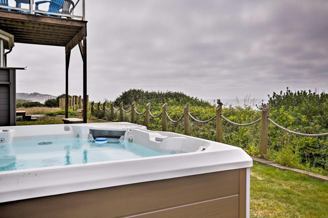 Oceanfront South Beach Home With Hot Tub And Sauna Нюпорт Екстериор снимка